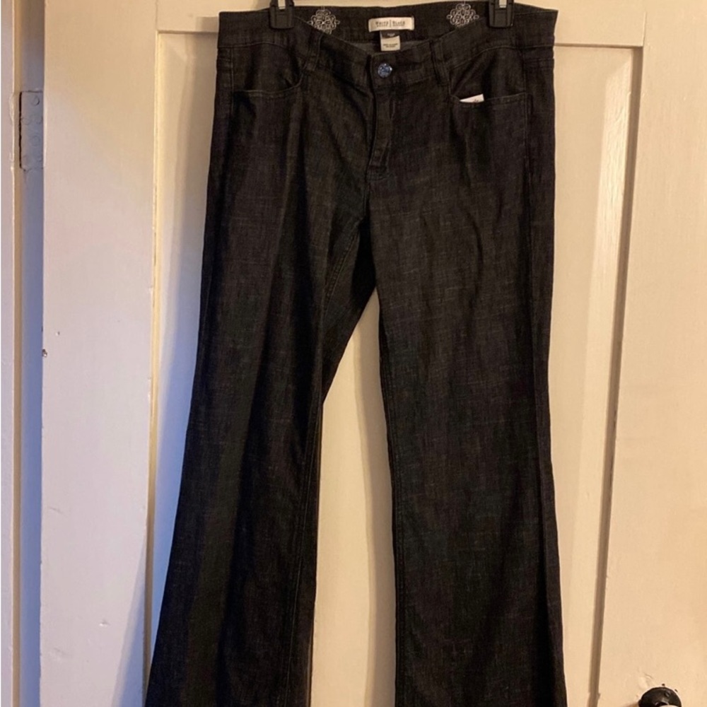 White House Black Market Noir jeans size 8